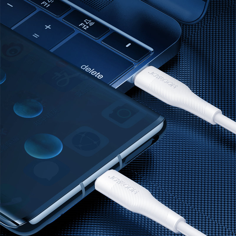 Joyroom S-02530M3 odolný TPU kabel USB-C / USB-C 3A 60 W 0,25m white