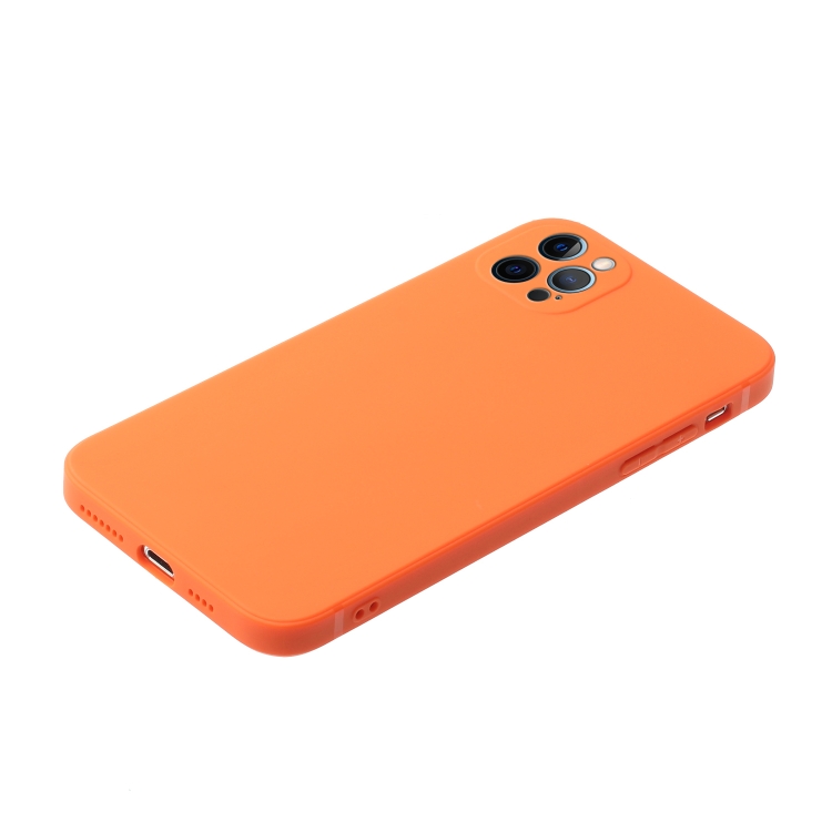 Silikónový kryt pre iPhone 15 Pro - oranžový