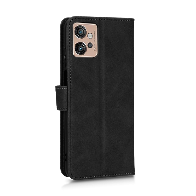 Knižkové puzdro pre Motorola Moto G32 - Solid čierne