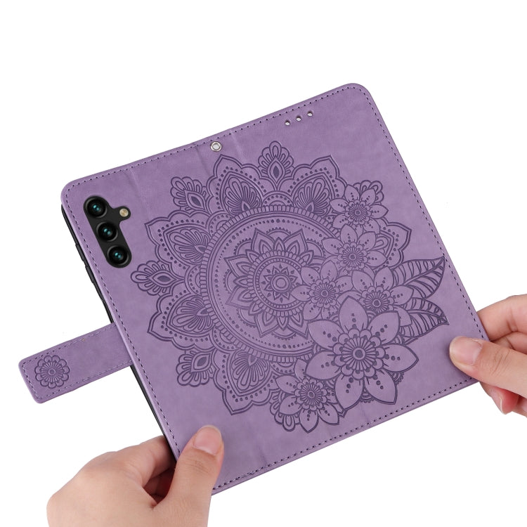 FLOWER Knižkové puzdro pre Samsung Galaxy A13 5G / A04s - fialové