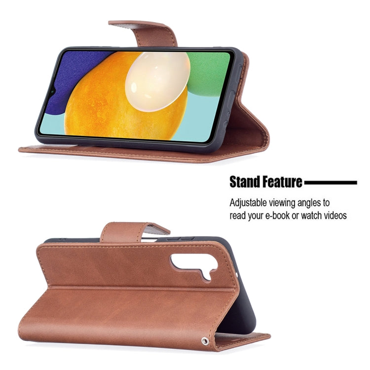 LAMBSKIN Knižkové puzdro pre Samsung Galaxy A13 5G / A04s - hnedé