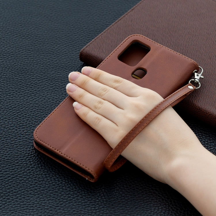 LAMBSKIN Knižkové puzdro pre Samsung Galaxy A21s - tmavo hnedé