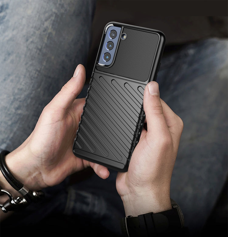 THUNDER Ochranný kryt pre Samsung Galaxy S21 FE 5G - čierny