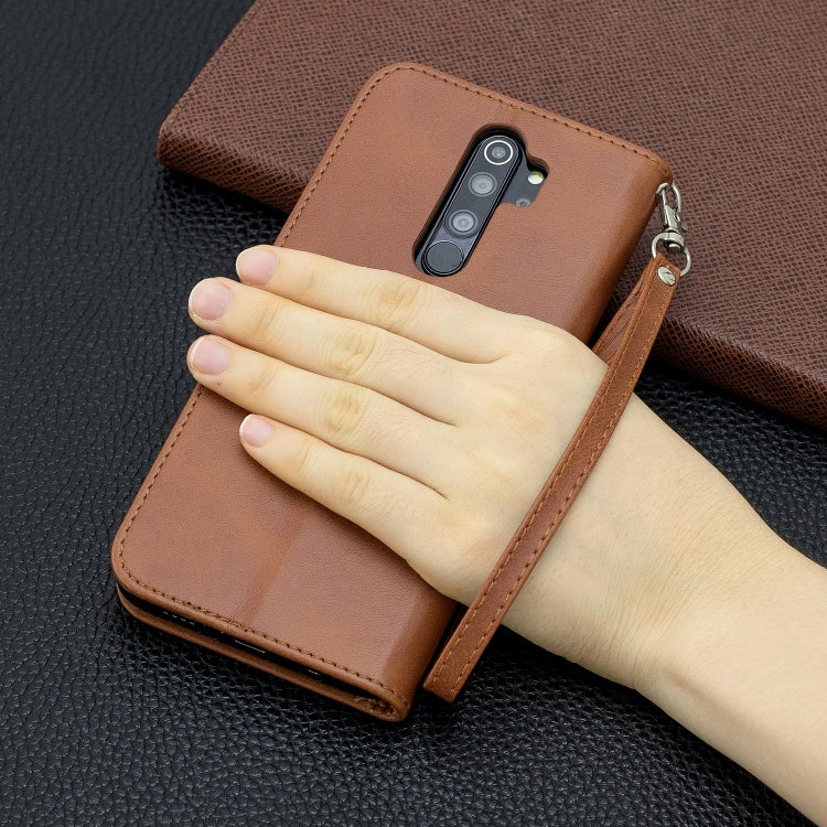 LAMBSKIN Knižkové puzdro pre Xiaomi Redmi Note 8 Pro - tmavo hnedé