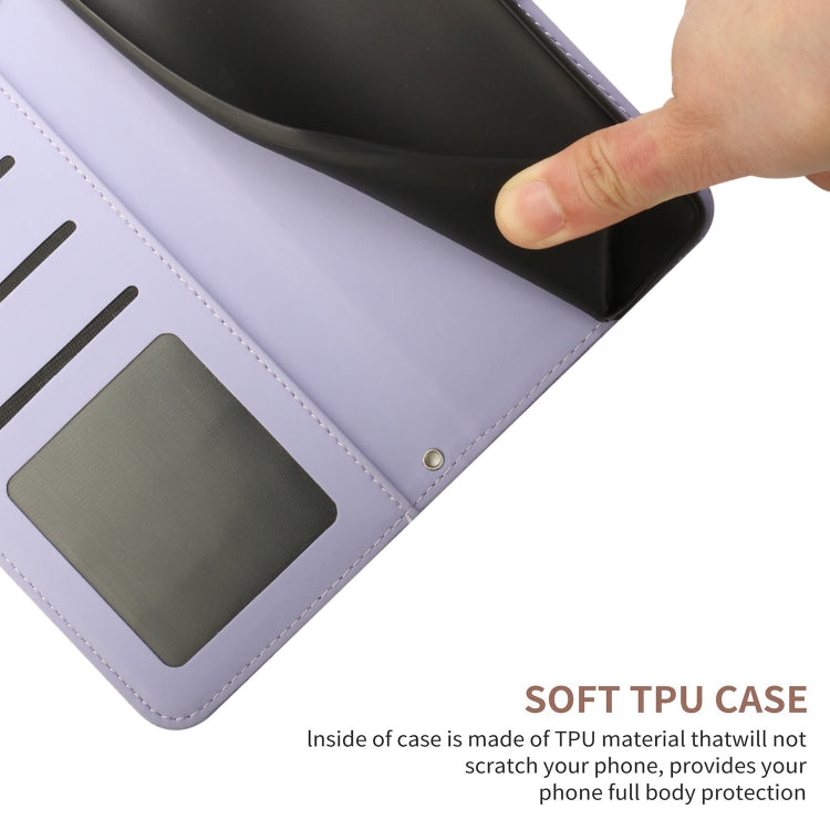 EMBOSSED Knižkové puzdro pre Motorola Moto G32 - fialové