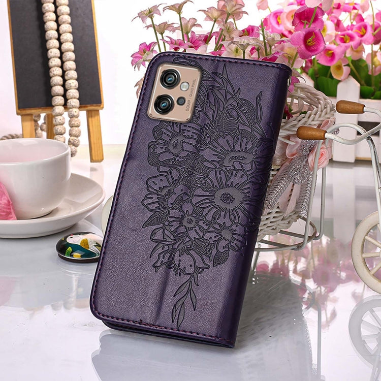 BUTTERFLY Knižkové puzdro pre Motorola Moto G32 - fialové