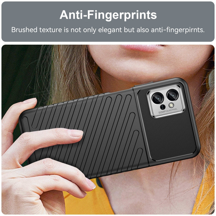 THUNDER Ochranný kryt pre Motorola Moto G32 - čierny
