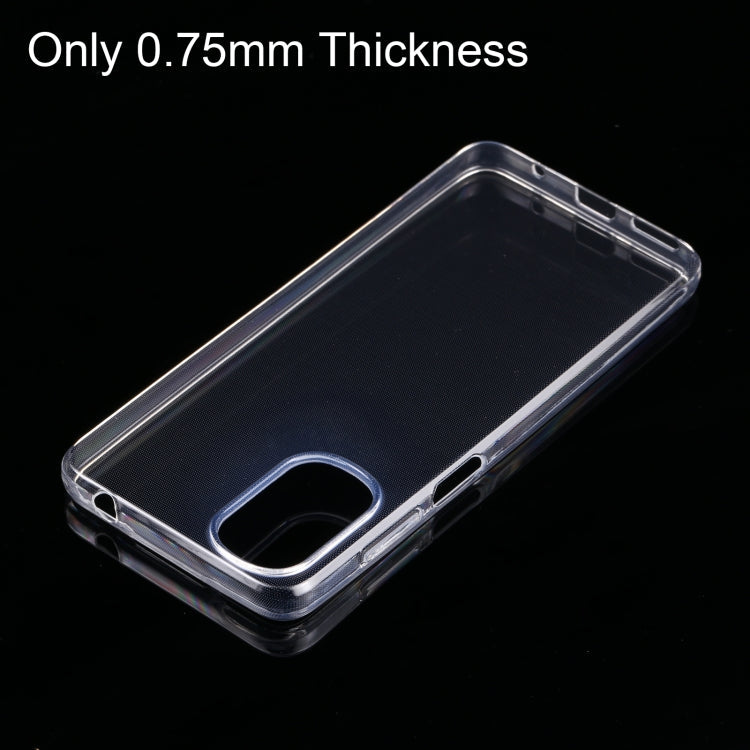 TRANSPARENTNÝ Silikónový obal pre Motorola Moto G22 - priesvitný