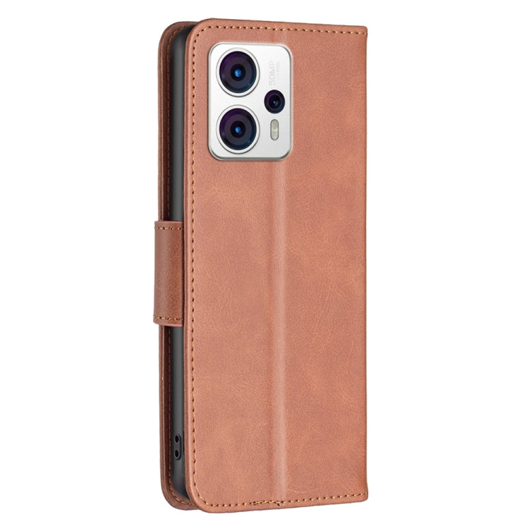 LAMBSKIN Knižkové puzdro pre Motorola Moto G13 / G23 / G53 5G - hnedé