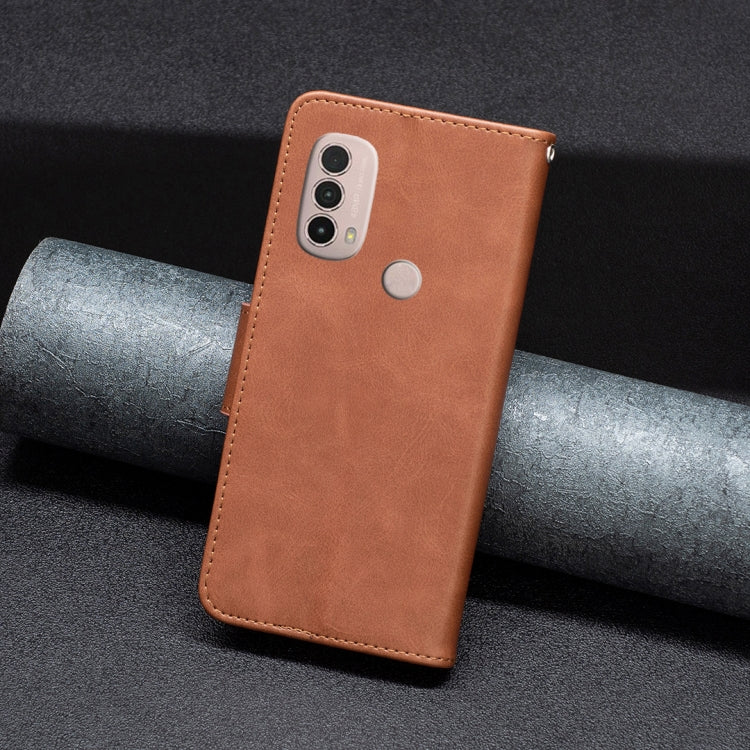 LAMBSKIN Knižkové puzdro pre Motorola Moto E20 / E30 / E40 - hnedé