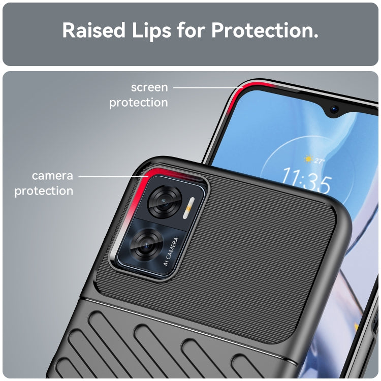 THUNDER Ochranný kryt pre Motorola Moto E22 / E22i - čierny