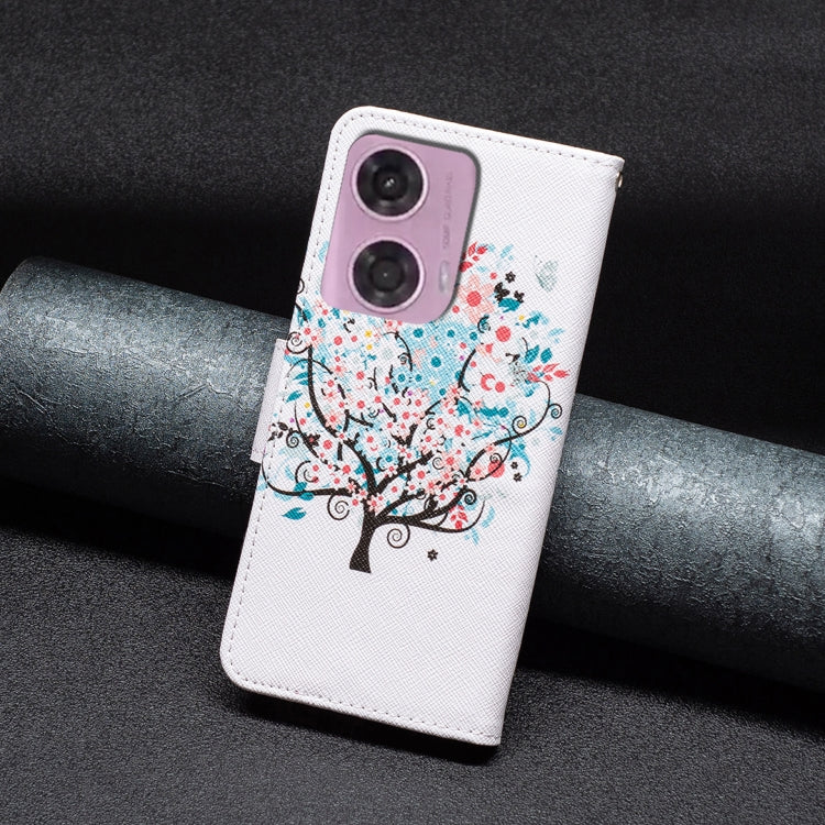PAINT Knižkové puzdro pre Motorola Moto G04 / G24 / G24 Power - Tree biele