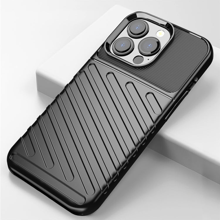 THUNDER Ochranný kryt pre Apple iPhone 13 Pro Max - čierny