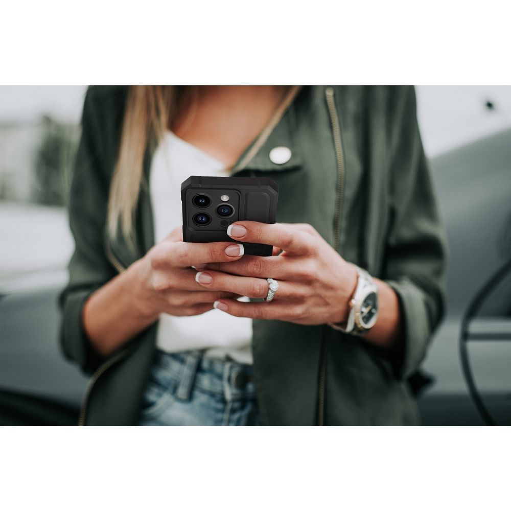 HEAVY DUTY Zadný kryt pre Apple iPhone 15 Plus - čierny