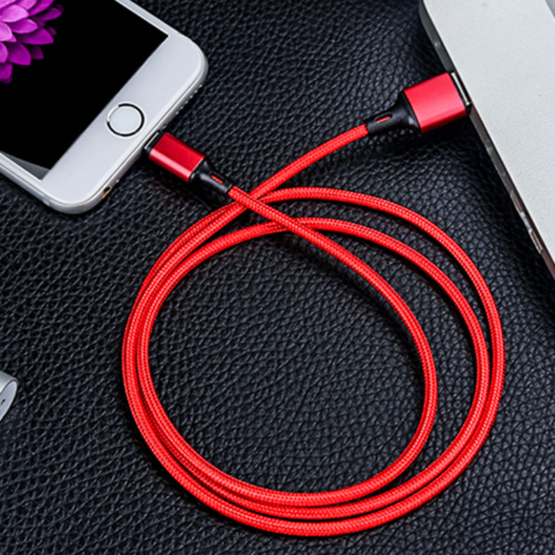 Wozinsky kábel USB kábel - Lightning 2,4A 1m červený (WUC-L1R)